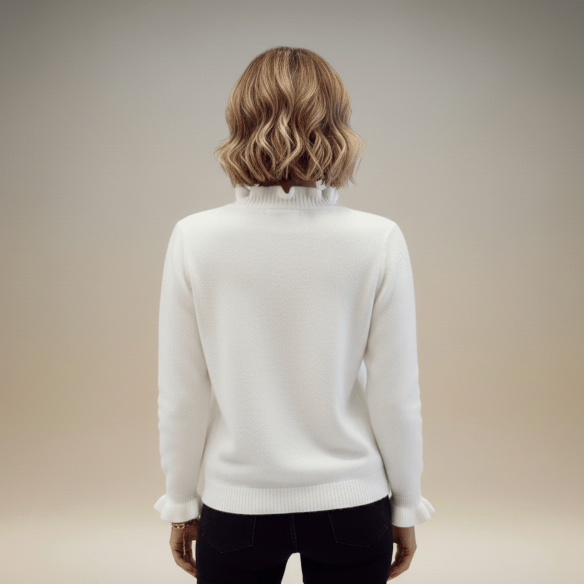 Sophie | Elegant Long-Sleeved Women's Sweater with Ruffled Collar